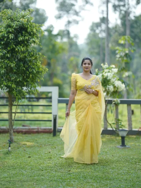 SAREE