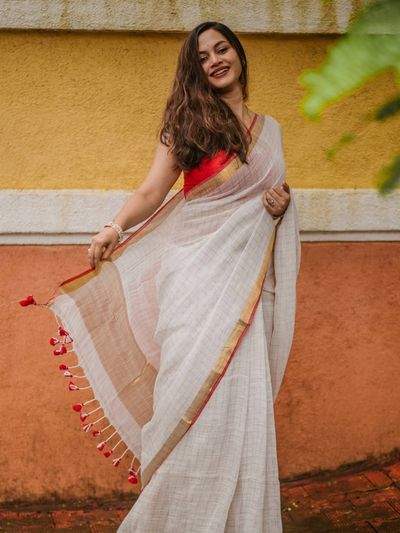 Linen Golden Checkered Saree