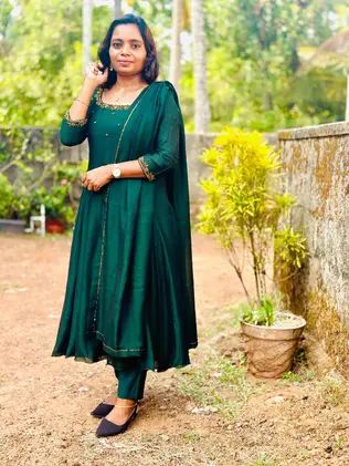 Review by Lincy Varghese 