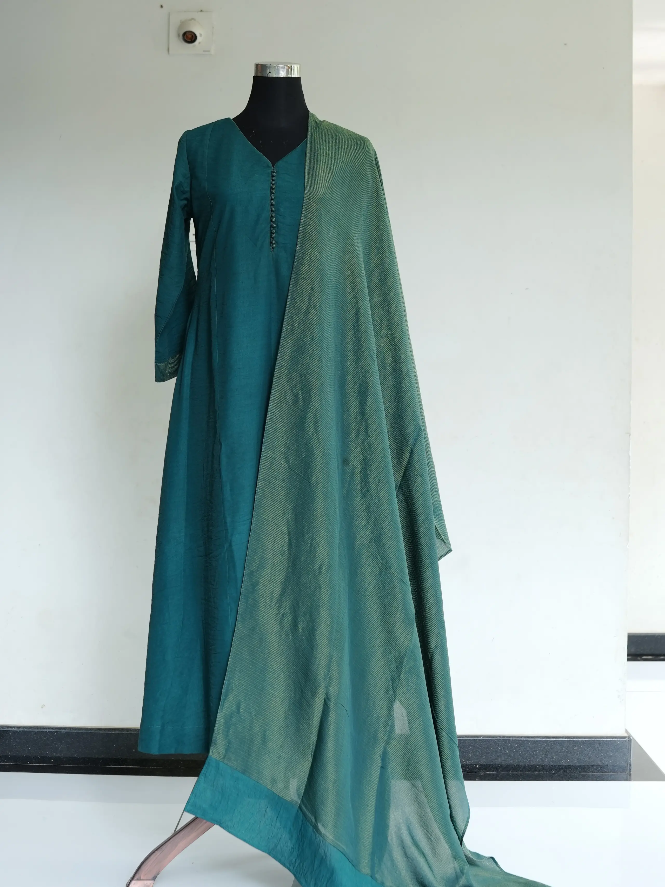 TEAL NOOR